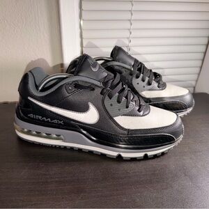Nike Air Max Wright size 10.5 M
